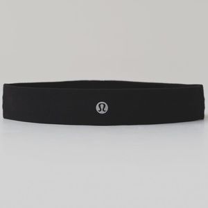 Lululemon Skinny Fly Away Tamer Headband